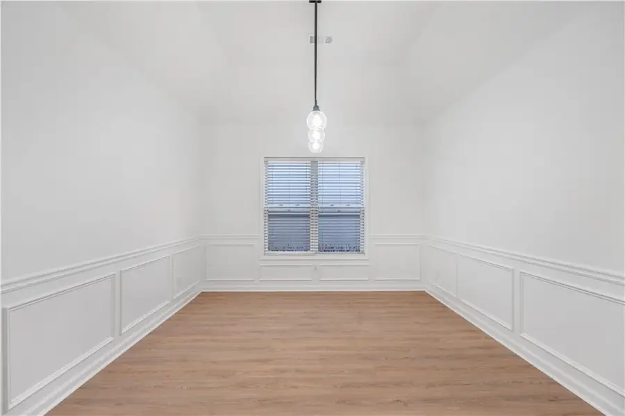 2033 Jameson Circle, Lawrenceville, GA 30043 - Image #3