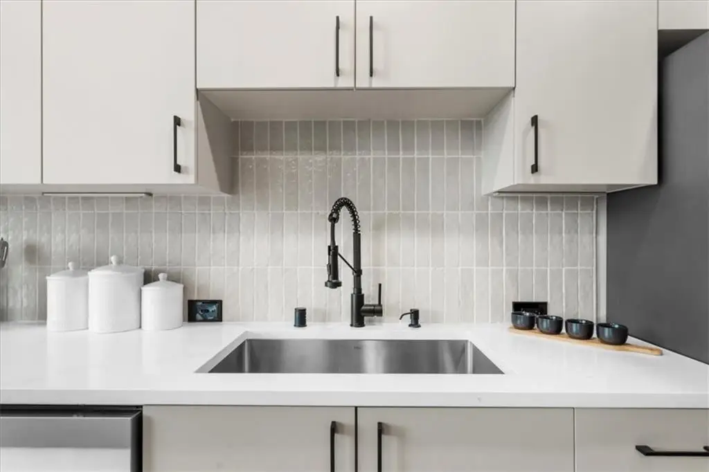 250 Pharr Road Ne #704, Atlanta, GA 30305 - #1