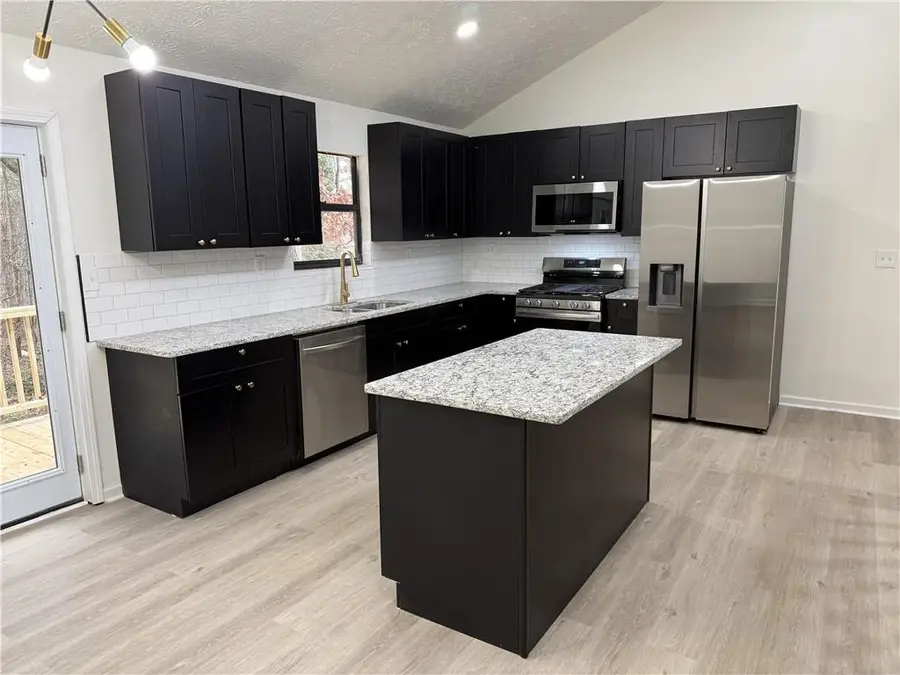 4035 Shane Trail, Ellenwood, GA 30294 - Image #3