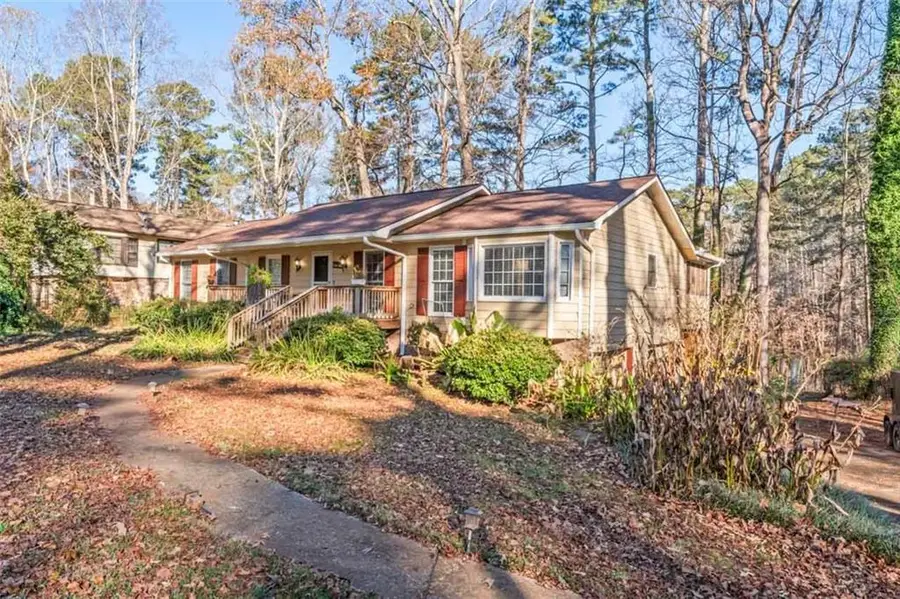 6518 Gray Hawk Way, Stone Mountain, GA 30087 - Image #2