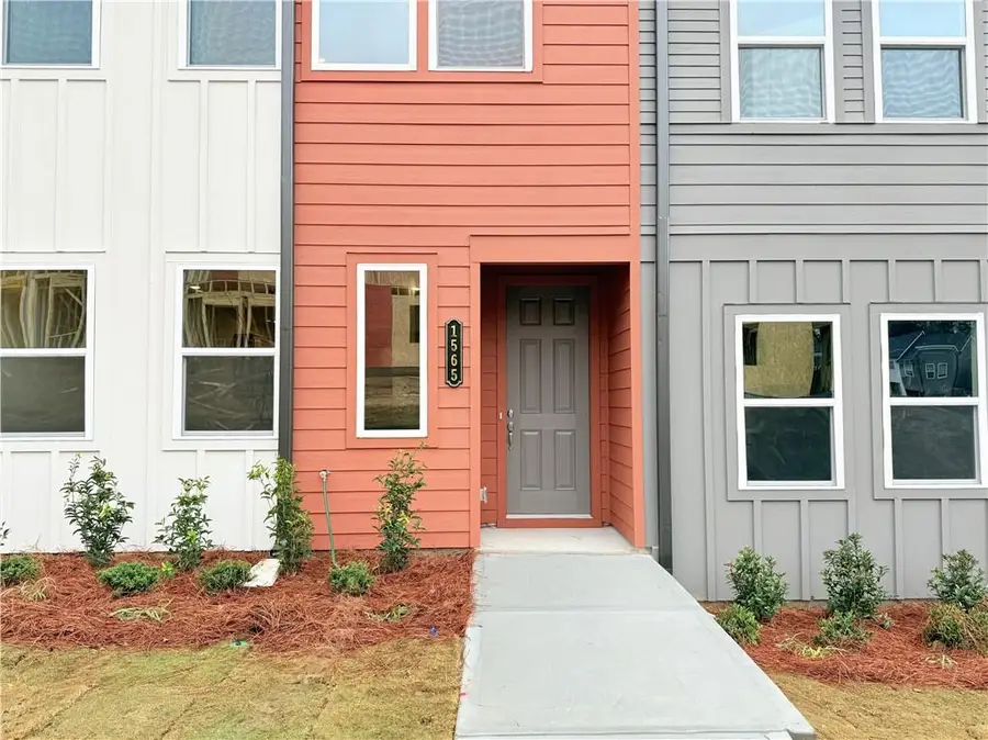 1565 Driggs Drive Nw, Atlanta, GA 30318 - Image #2