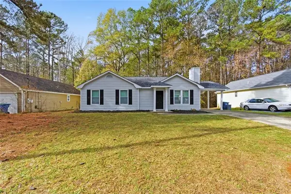 6385 Emerald Pointe Circle, College Park, GA 30349