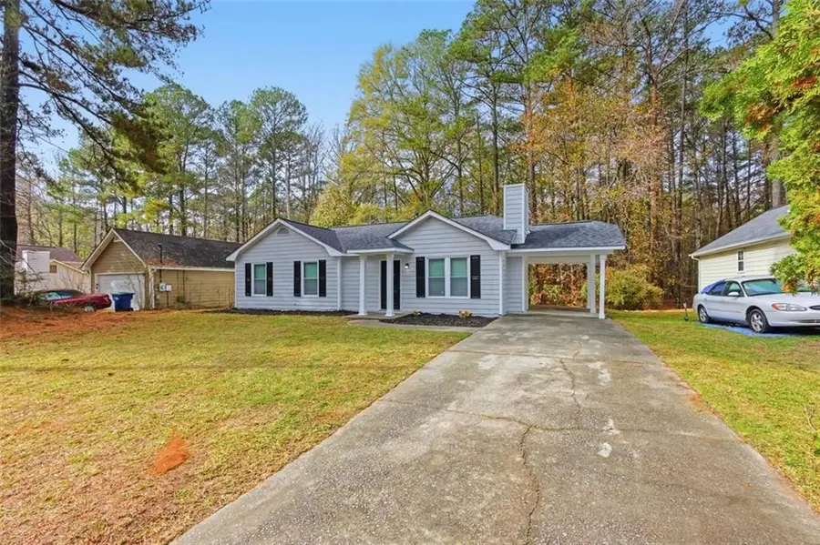 6385 Emerald Pointe Circle, College Park, GA 30349 - Image #2