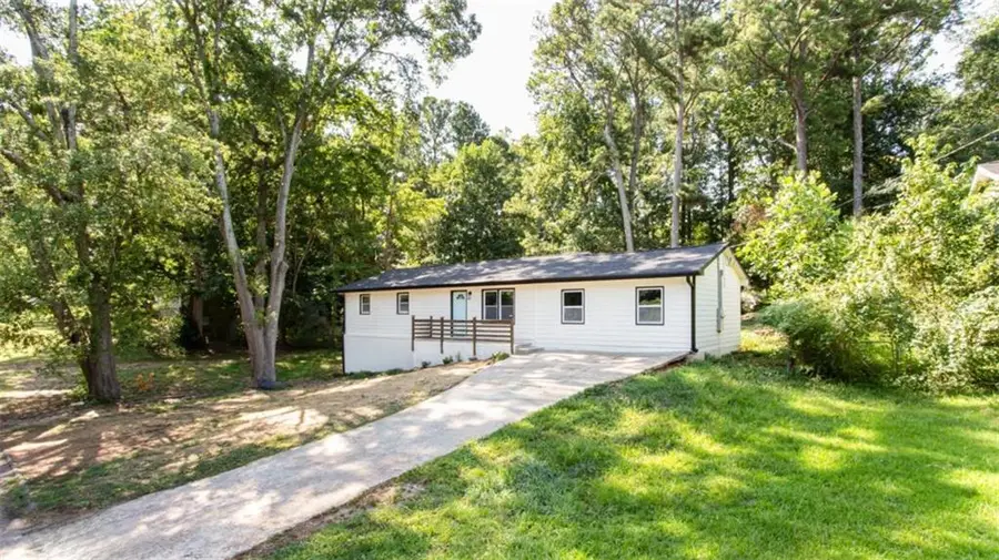 3652 Sweetbriar Circle, Lithia Springs, GA 30122 - Image #3