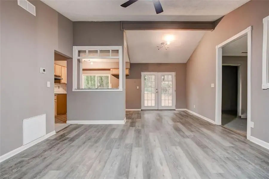 8962 Bentwood Lane, Riverdale, GA 30274 - Image #3