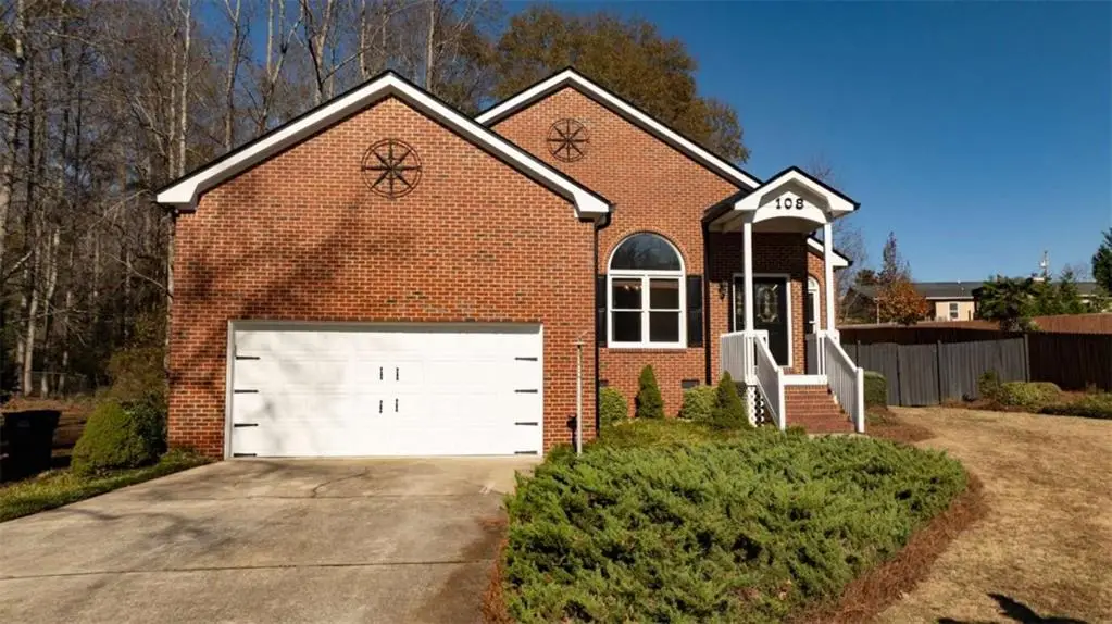 108 Hunter Way, Carrollton, GA 30116 - Image #1