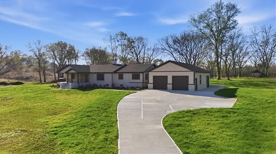 32 Church Street, Taylorsville, GA 30178 - Image #3