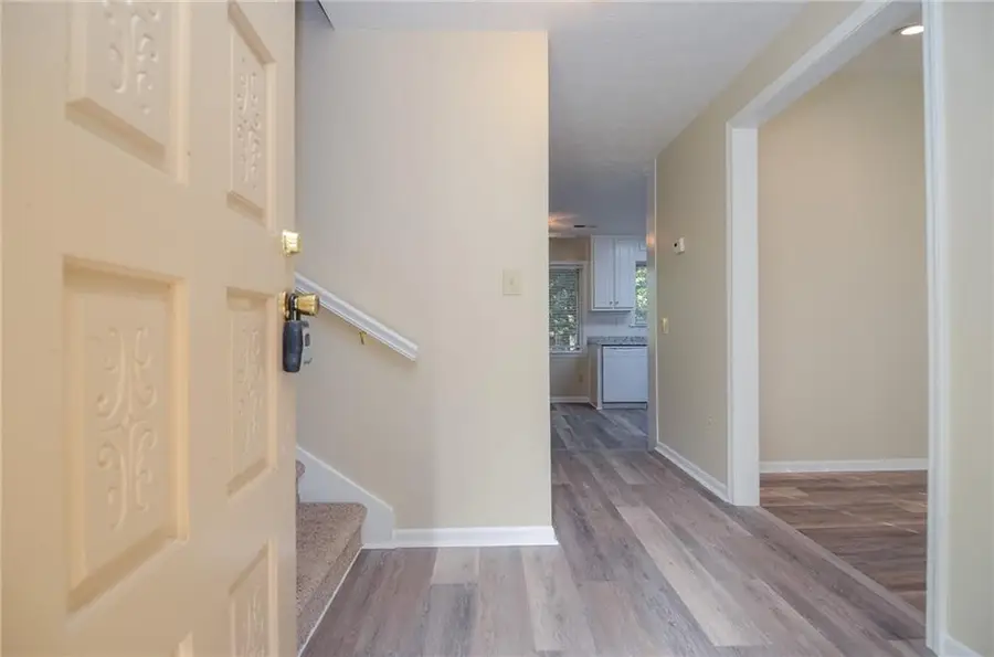 3173 Falconhurst Drive Sw, Lilburn, GA 30047 - Image #2