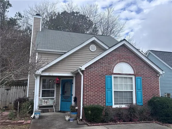 1351 Yorkshire Lane, Woodstock, GA 30188