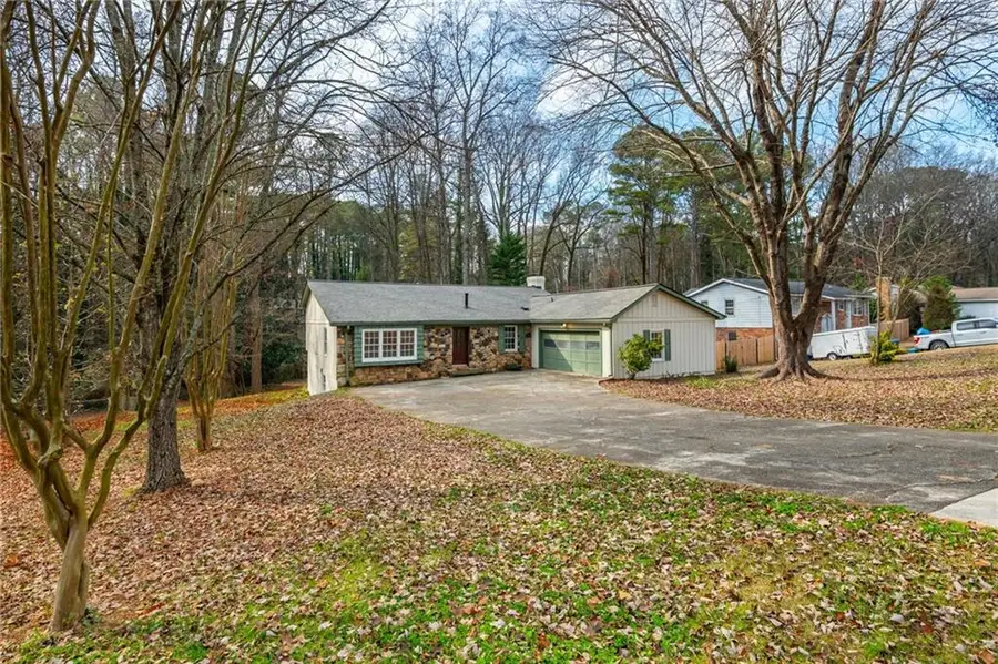 35 Simpson Drive Ne, Kennesaw, GA 30144 - Image #2