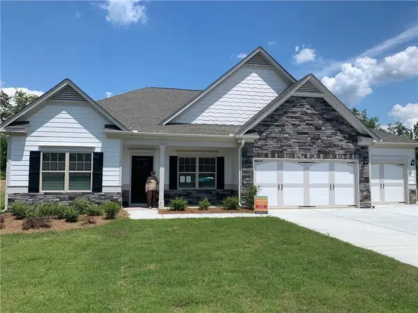 311 Benstone Ddr Ne, Calhoun, GA 30701