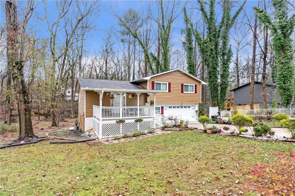 167 Bridgewood Drive Se, Conyers, GA 30094 - Image #1