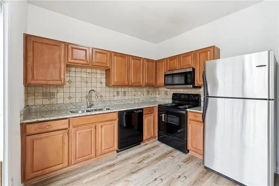 704 Breeze Lane, Woodstock, GA 30188 - Image #3