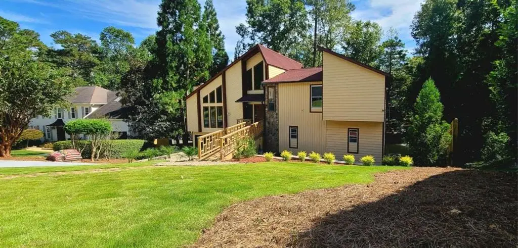 2696 Long Lake Terrace, Roswell, GA 30075 - Image #1