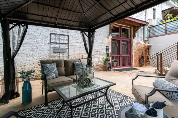 585 White Circle #402, Athens, GA 30605