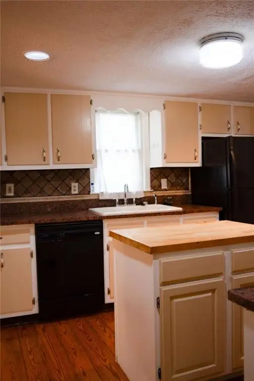 1044 Basswood Court, Riverdale, GA 30296 - Image #3