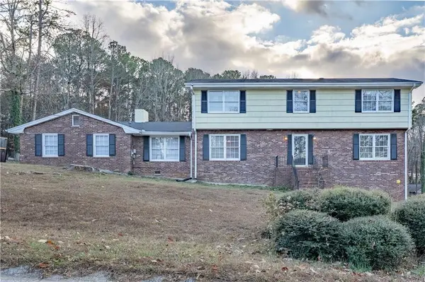 2067 Tanglewood Drive, Snellville, GA 30078