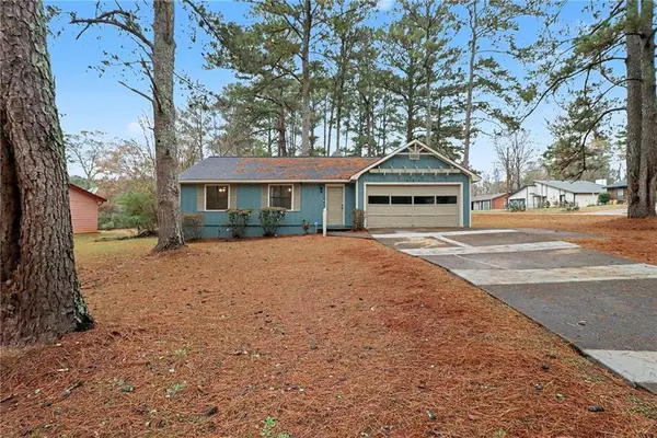 621 Maple Drive, Riverdale, GA 30274