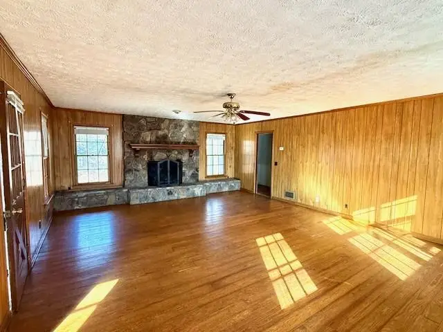 408 Peters Street, Calhoun, GA 30701 - Image #3