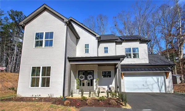 81 Summit Ridge Circle Se, Cartersville, GA 30120