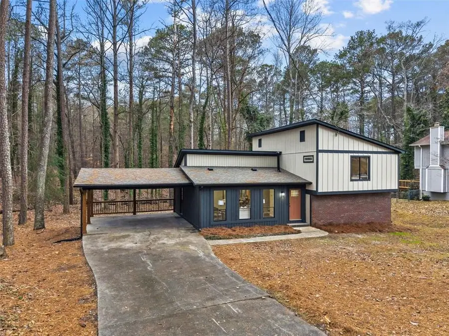 480 Pineburr Lane, Stone Mountain, GA 30087 - Image #2
