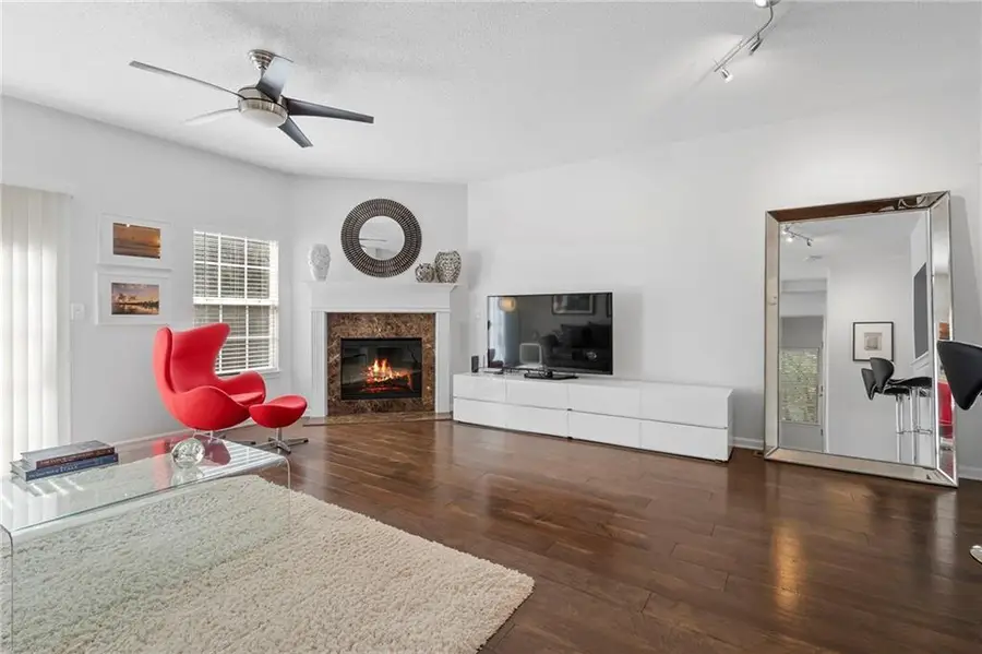 373 Heritage Park Trace Nw #4, Kennesaw, GA 30144 - Image #2