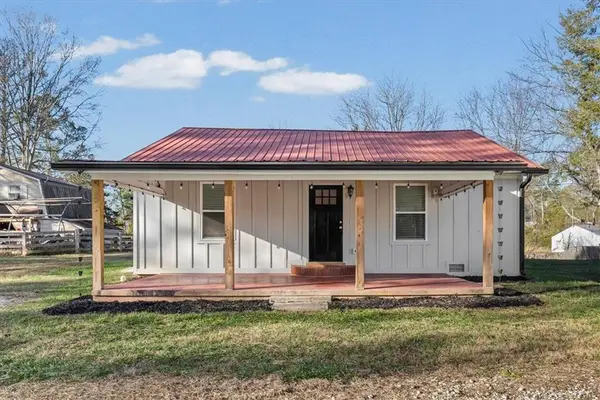 18 Farmer Road Nw, Cartersville, GA 30120