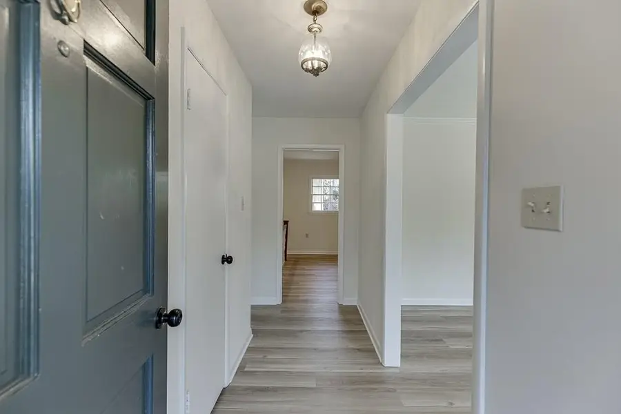 470 Woodland Drive, Gainesville, GA 30501 - Image #3