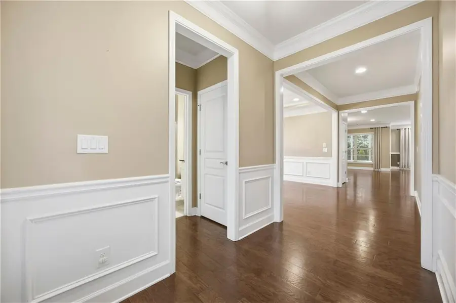 2002 Blossom Hill Drive, Roswell, GA 30076 - Image #2