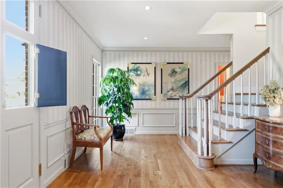 1172 Redfield Ridge, Dunwoody, GA 30338 - Image #2