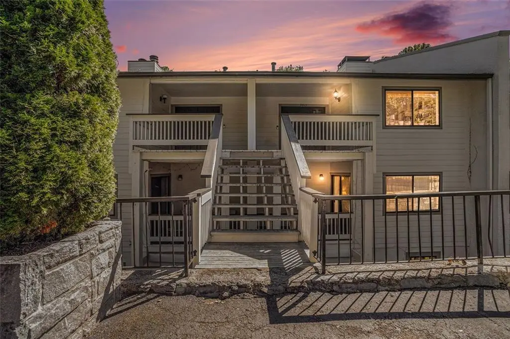 3813 Paces Ferry West Se, Atlanta, GA 30339 - Image #1