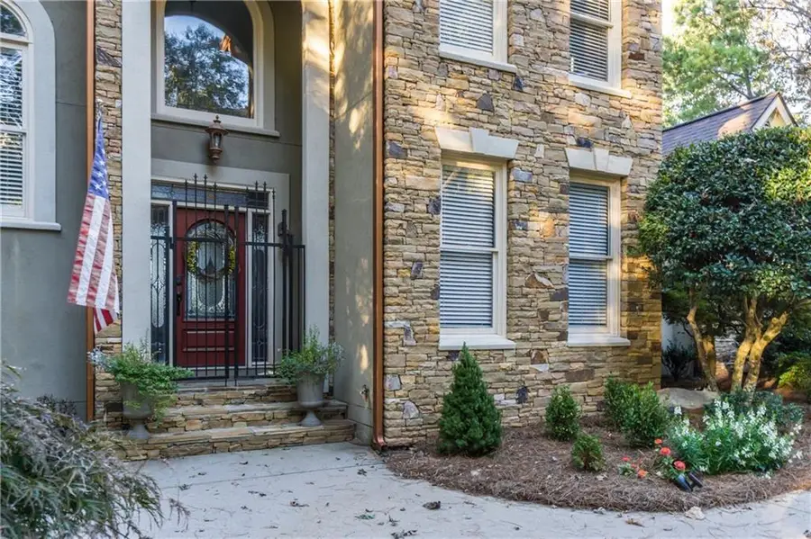 2819 Point Overlook, Gainesville, GA 30501 - Image #3