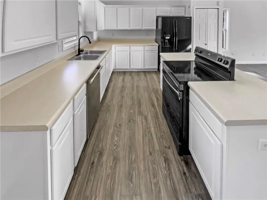 5910 Shadewater Drive, Cumming, GA 30041 - Image #2