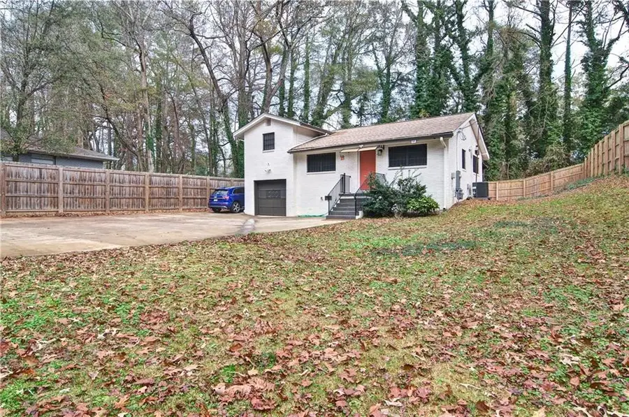461 Meadowbrook Drive Se, Marietta, GA 30067 - Image #3