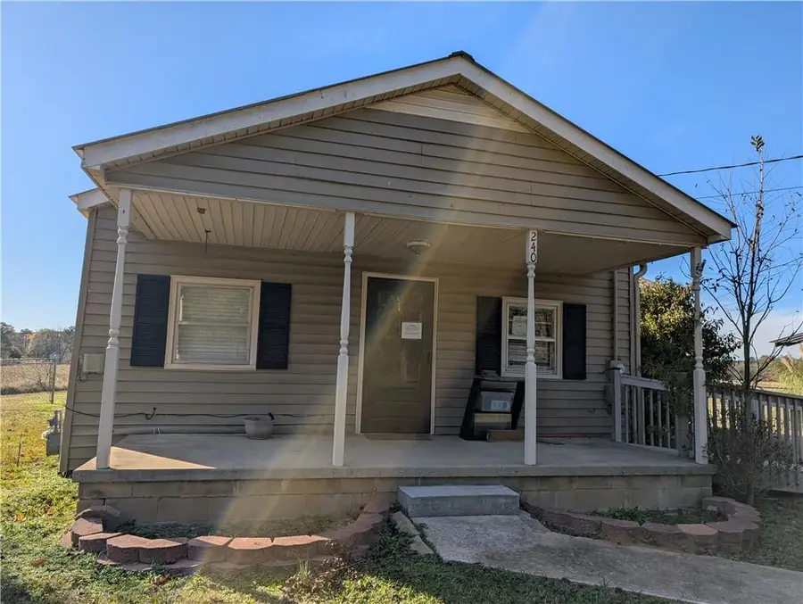 240 Benedict Loop, Cedartown, GA 30125 - Image #2