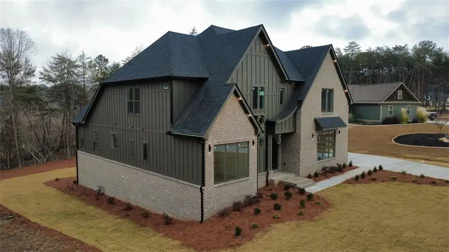 6084 Bluewater Boulevard, Gainesville, GA 30506 - Image #2