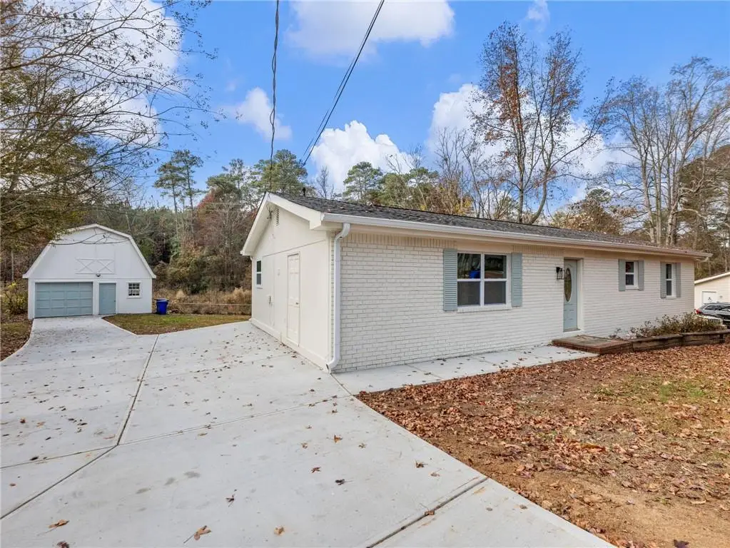 930 Woodbridge Drive Ne, Conyers, GA 30012 - Image #1