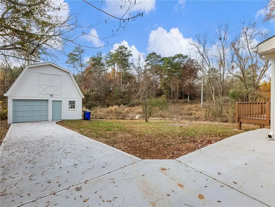 930 Woodbridge Drive Ne, Conyers, GA 30012 - Image #2