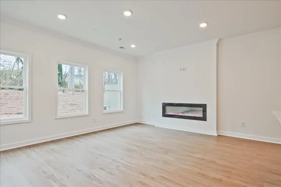 664 Sunstone Lane, Lawrenceville, GA 30043 - Image #3