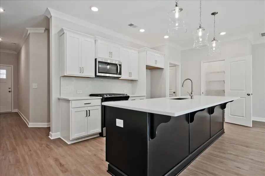 662 Sunstone Lane, Lawrenceville, GA 30043 - Image #2