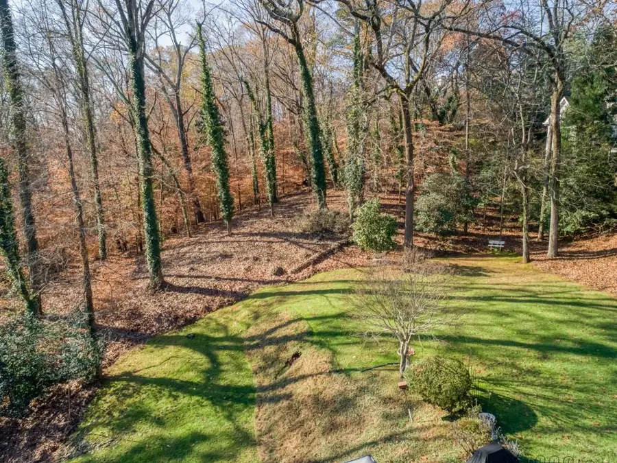 5274 Powers Ferry Road Nw, Sandy Springs, GA 30327 - Image #2