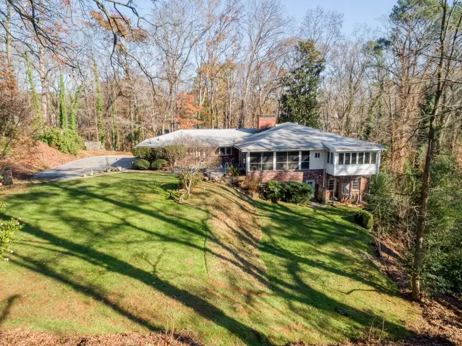 5274 Powers Ferry Road Nw, Sandy Springs, GA 30327 - Image #3