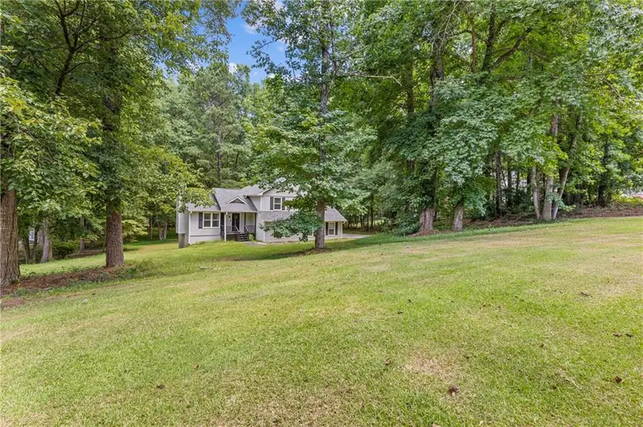135 Ashley Creek, Newnan, GA 30263 - Image #2