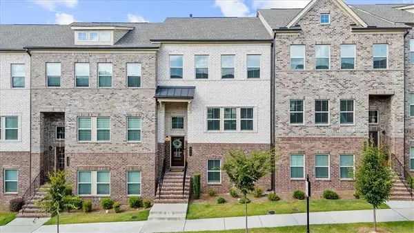 324 Commons Avenue, Woodstock, GA 30188