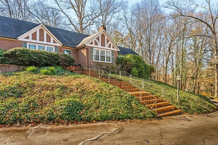 351 N Woodland Drive Sw, Marietta, GA 30064 - Image #2