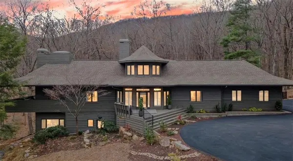 220 Wake Robin Drive, Big Canoe, GA 30143