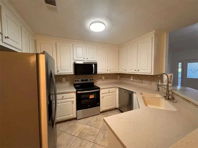 530 Oxford Ridge, Winder, GA 30680 - Image #2