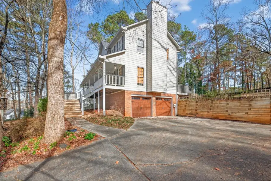 1086 Atherton Lane, Woodstock, GA 30189 - Image #3