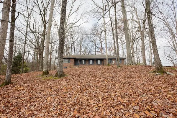 1460 Hillcrest Drive, Sugar Hill, GA 30518