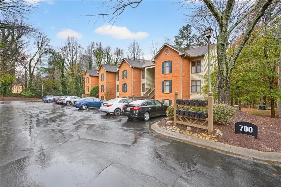 710 Garden Court, Atlanta, GA 30328 - Image #3